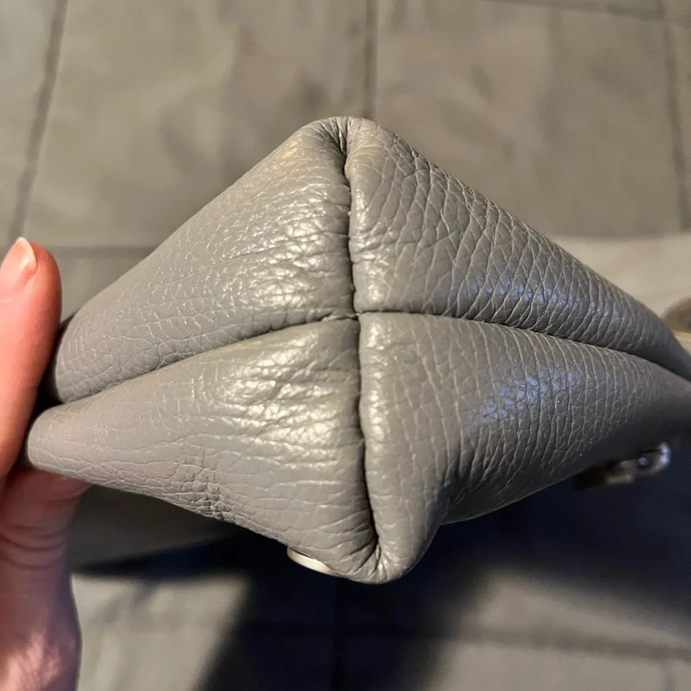 EUC Hammit VIP Meduim Montana reversible crossbody in Stingray Blue/Steel Grey - Picture 9 of 17